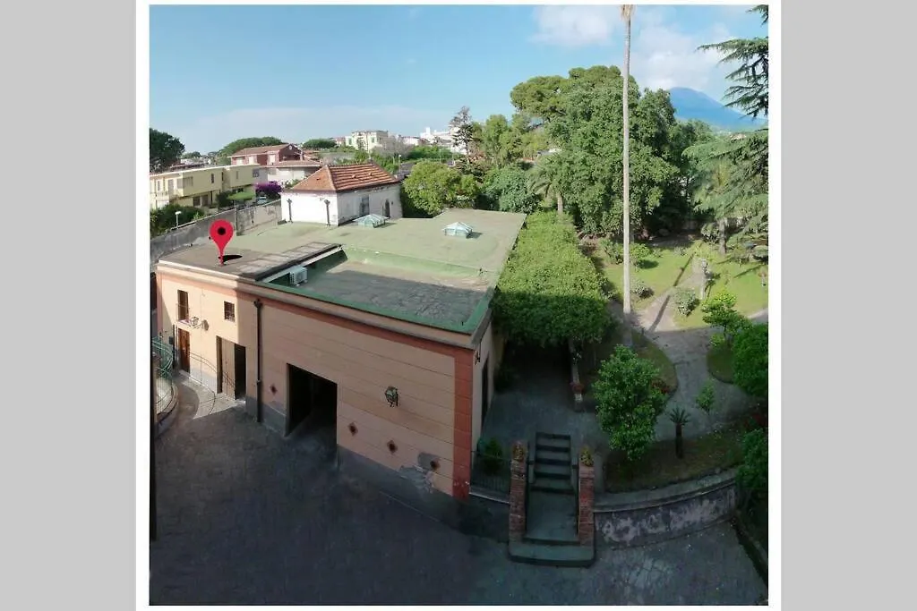 Il Guardiano Di Villa Falco Ercolano